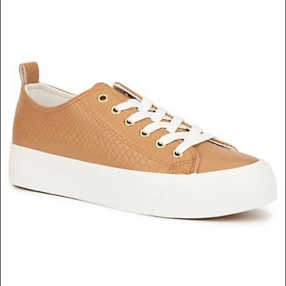 Funky Olivia Miller sneakers. - Picture 2 of 3